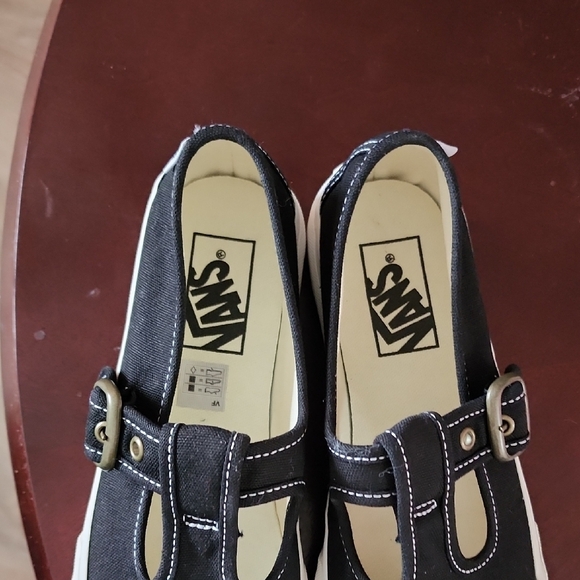 Vans Black and White Mary Jane Sneakers - Picture 6 of 11